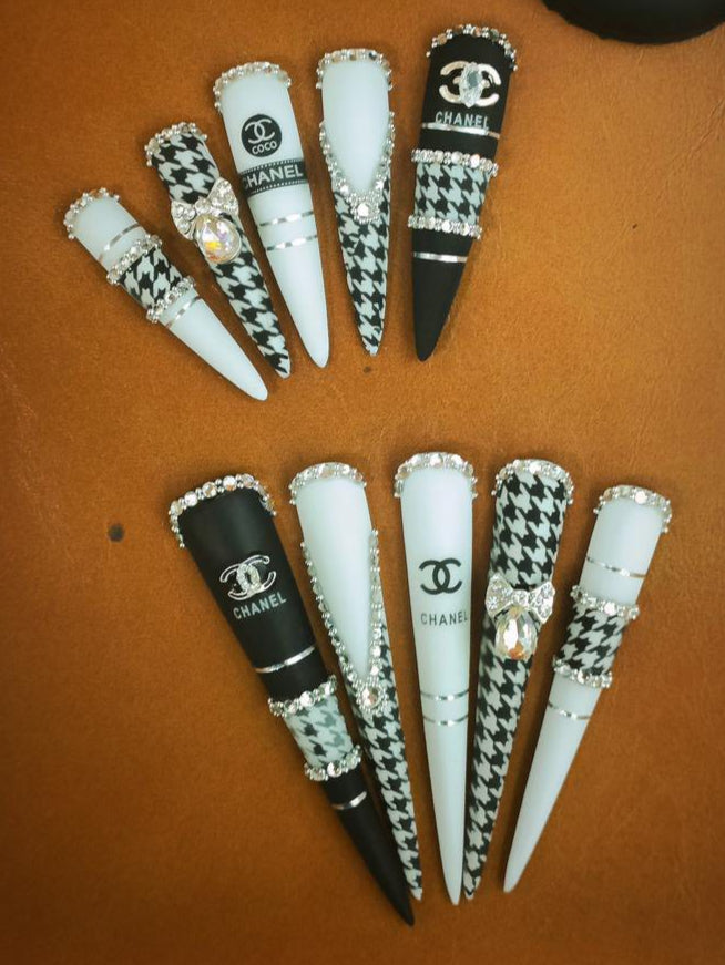 Houndstooth Couture – 10pc XL Long Stiletto Press On Nails | Matte Black & White, Crystal Cuticle Bands